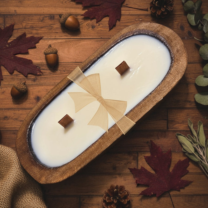 Warm & comforting fresh apples, cinnamon, vanilla & caramel in this hand-poured, wood wick, soy blend candle in a classic dough bowl for timeless charm. $34.00 USD